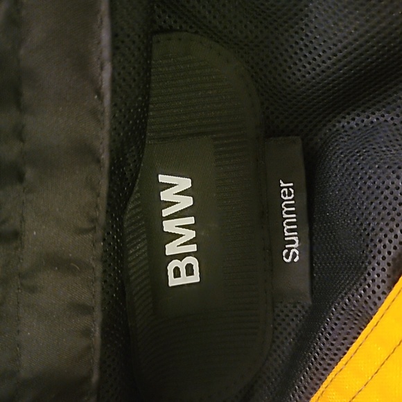 BMW Motorcycle Riding Suit - Summer Edition - Includes Armor!! - Picture 7 of 11